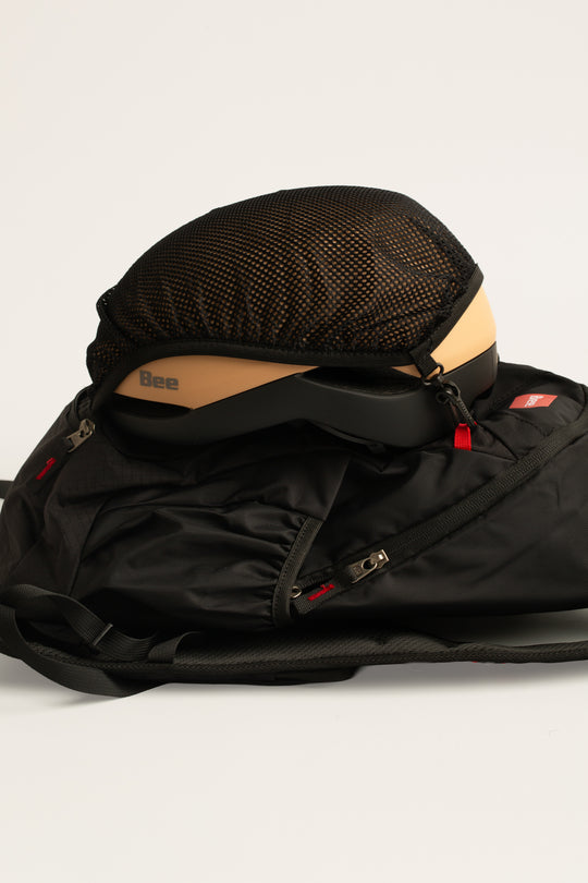 Mochila Bee com Porta Capacete 18L