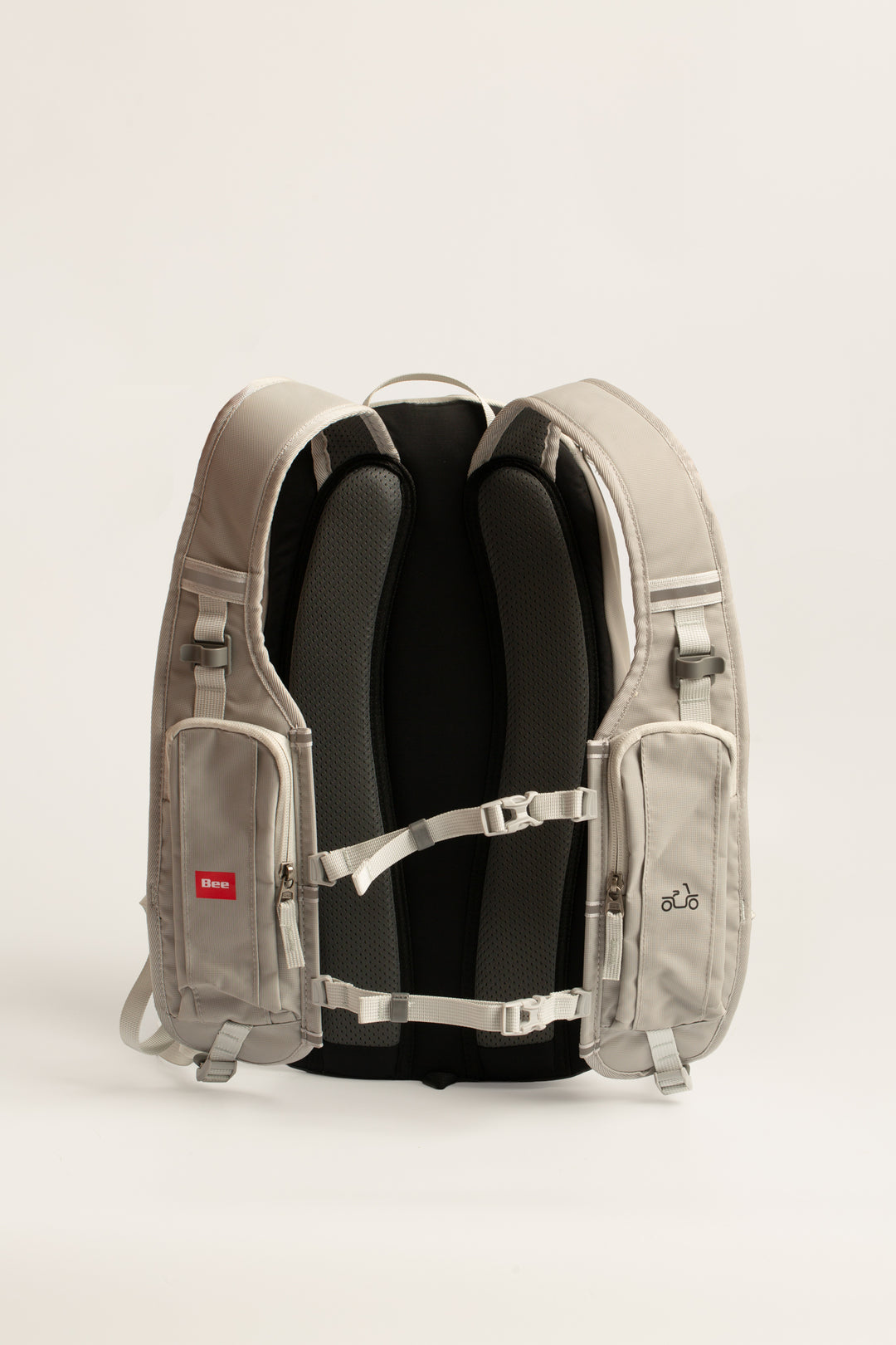 Mochila Bee com Porta Capacete 18L